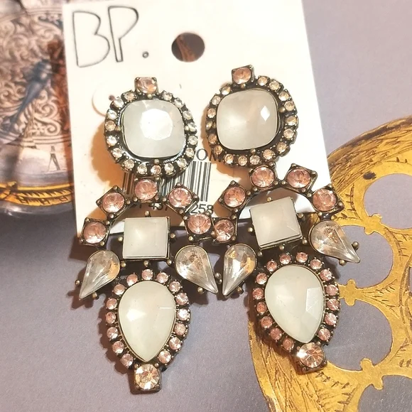 NWT Nordstrom BP Long Statement Earrings - Picture 3 of 5